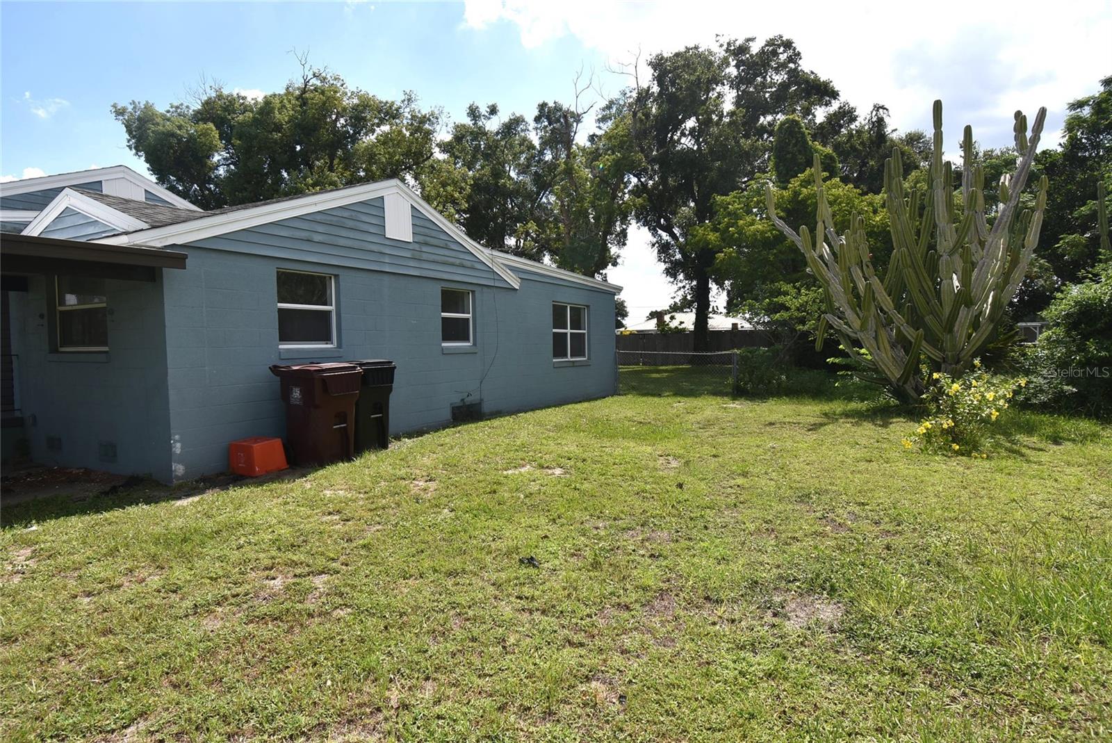 Image 49 of 54 For 220 Maynard Avenue