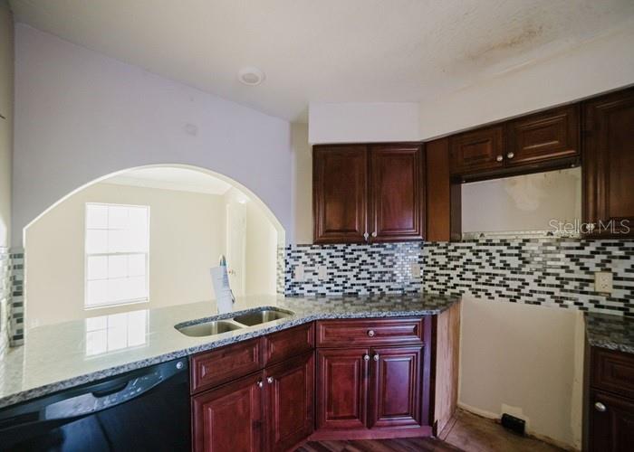 Image 10 of 20 For 705 6th Street