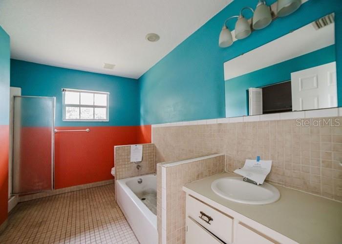 Image 18 of 20 For 705 6th Street