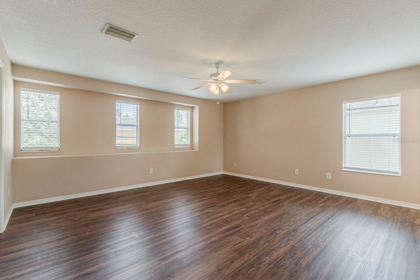 Image 15 of 30 For 10501 Marsanne Place
