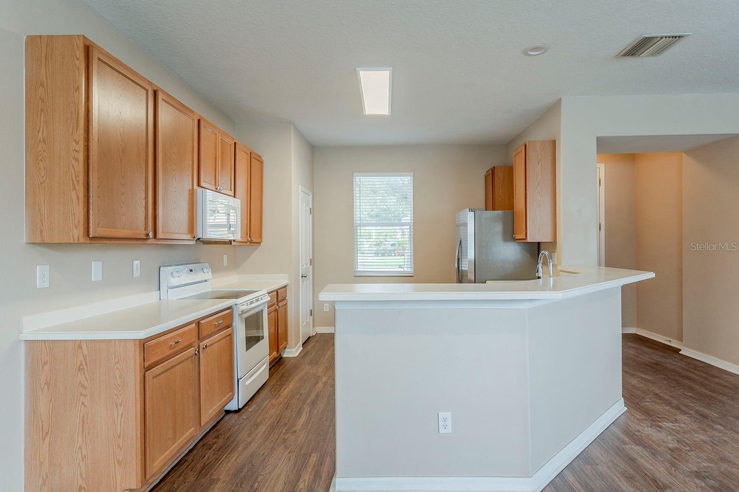 Image 4 of 30 For 10501 Marsanne Place