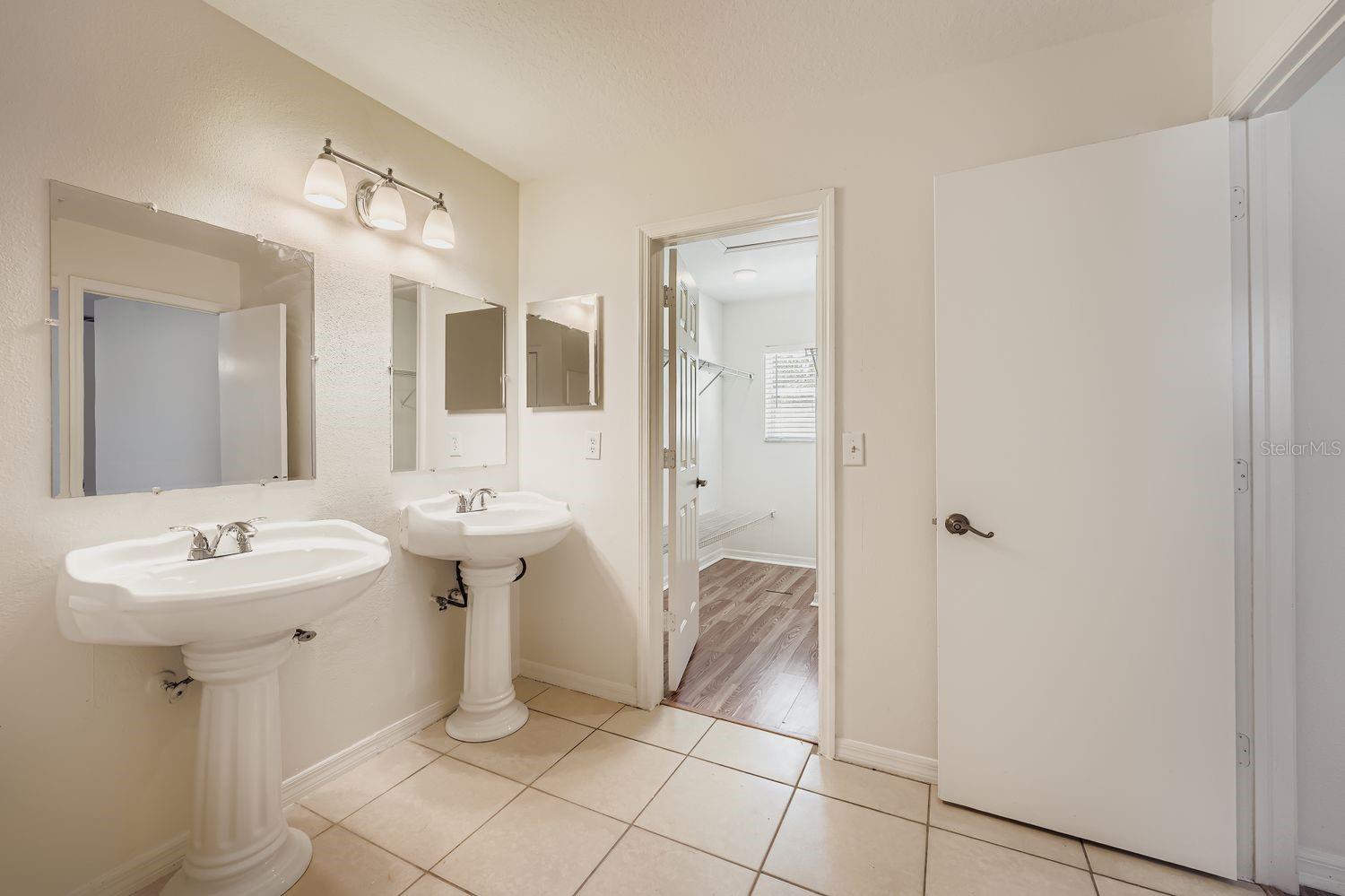 Image 18 of 28 For 18833 Litzau Lane