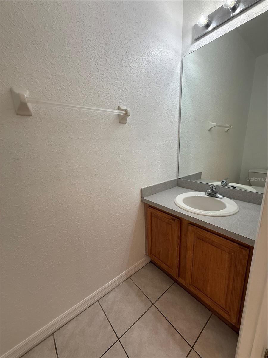 Image 11 of 18 For 2212 Garden Lake Drive