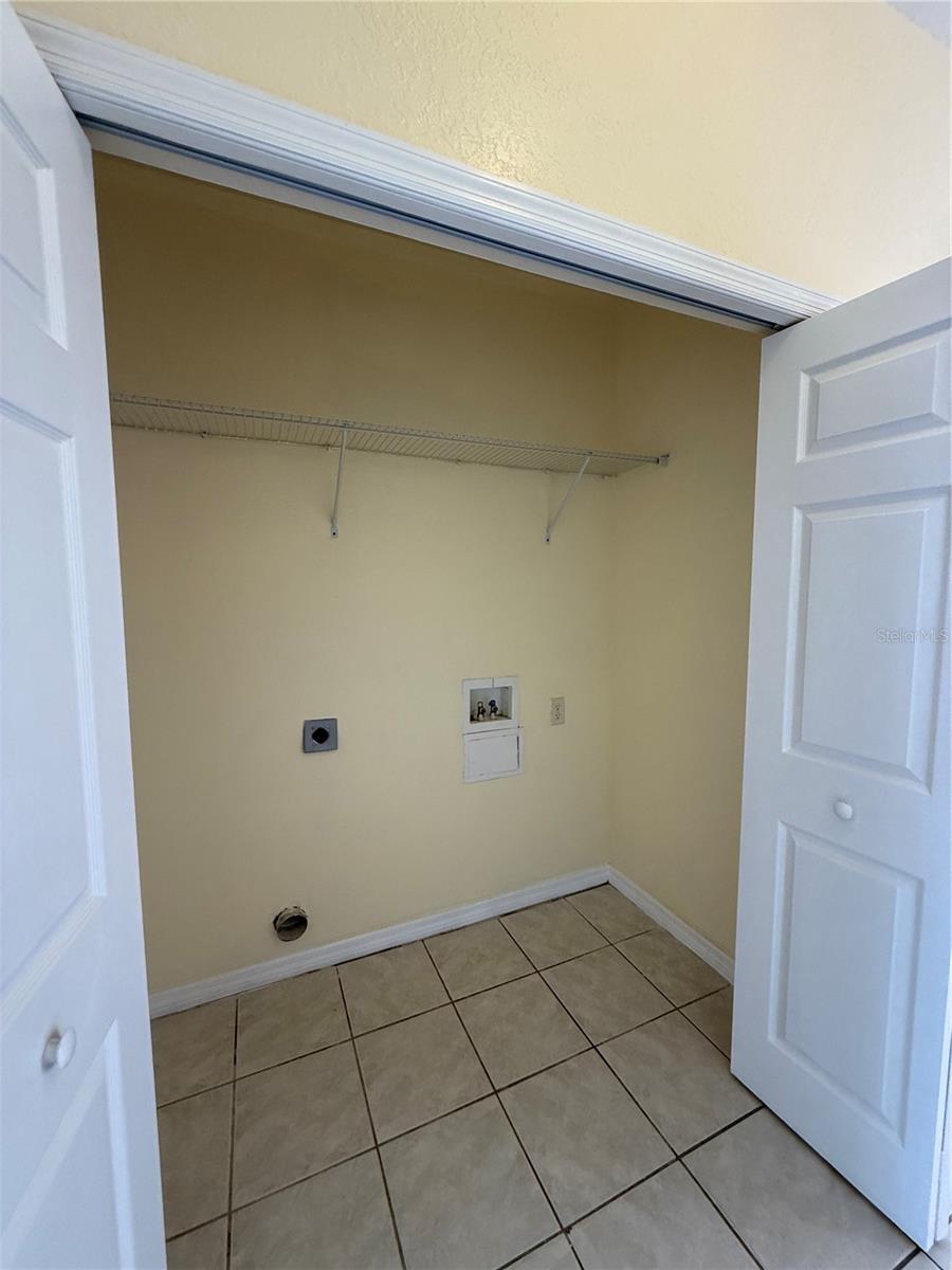 Image 8 of 18 For 2212 Garden Lake Drive