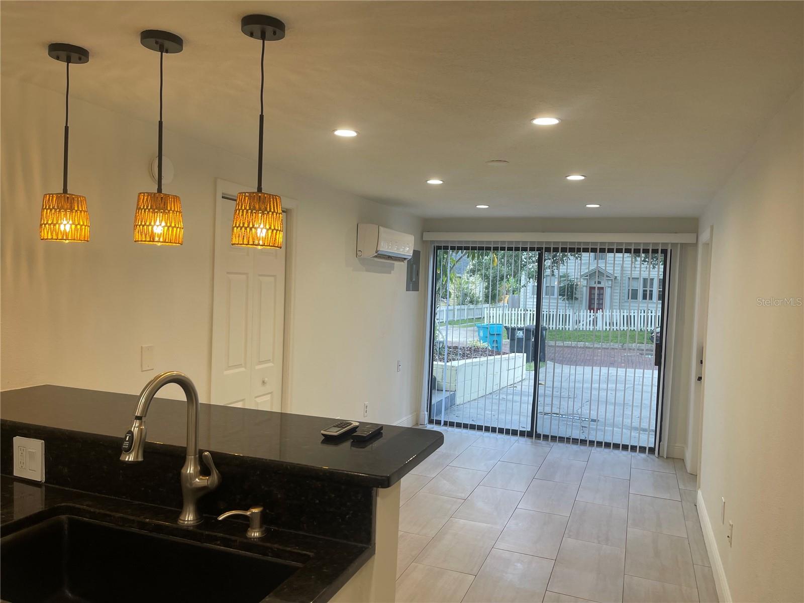 Image 3 of 14 For 614 Hyer Avenue B