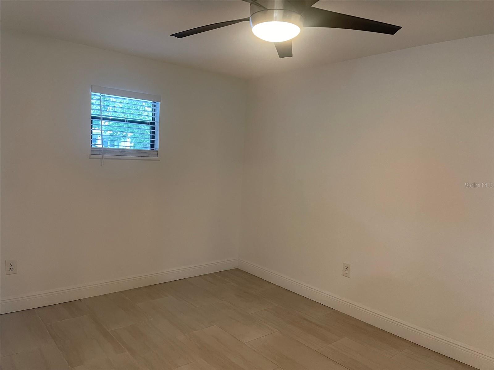 Image 9 of 14 For 614 Hyer Avenue B