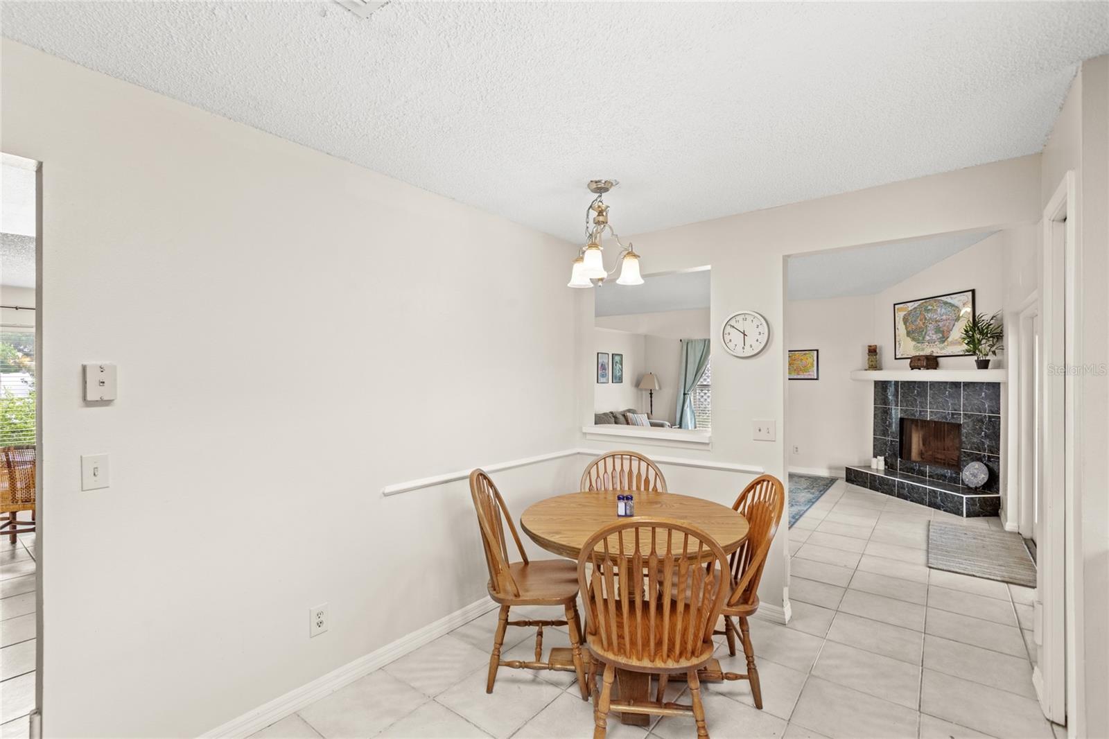 Image 11 of 34 For 5621 Breckenridge Circle