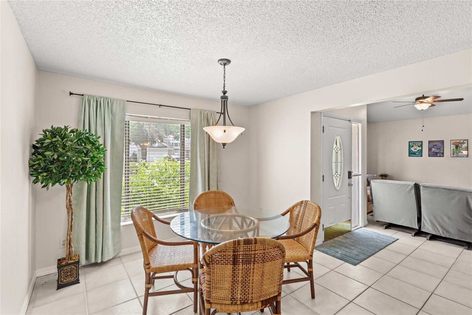 Image 6 of 34 For 5621 Breckenridge Circle