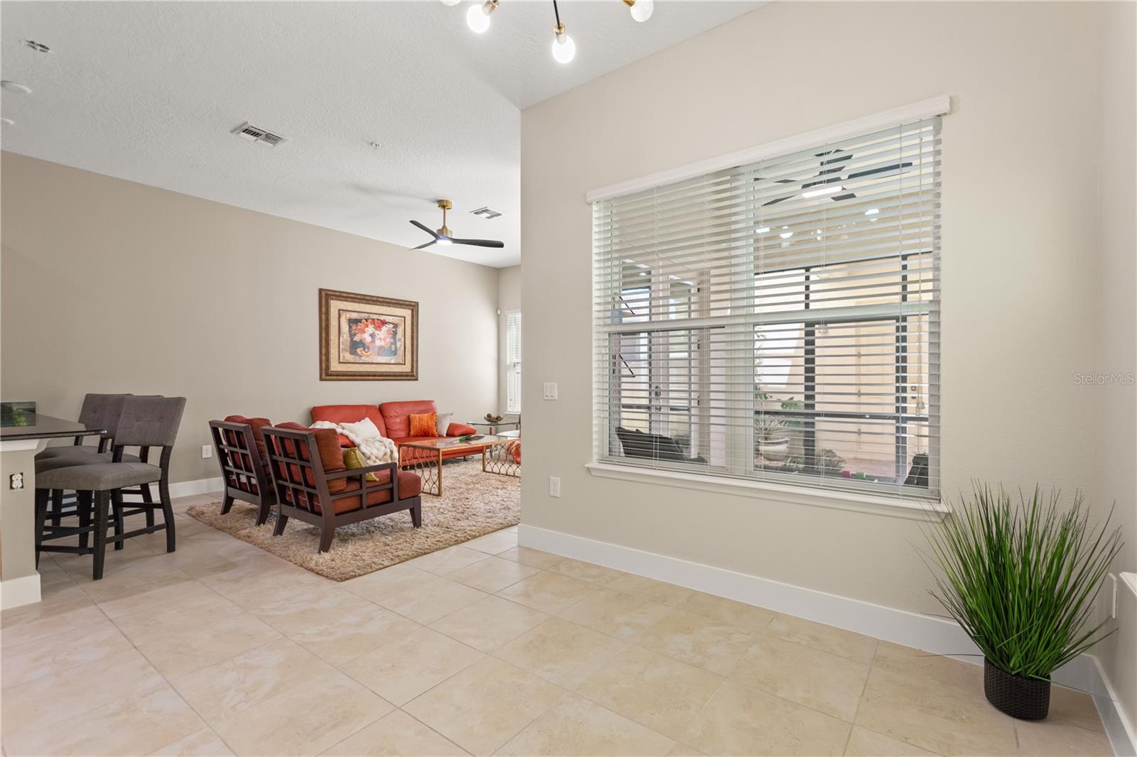 Image 17 of 76 For 12136 Canyon Sun Trail