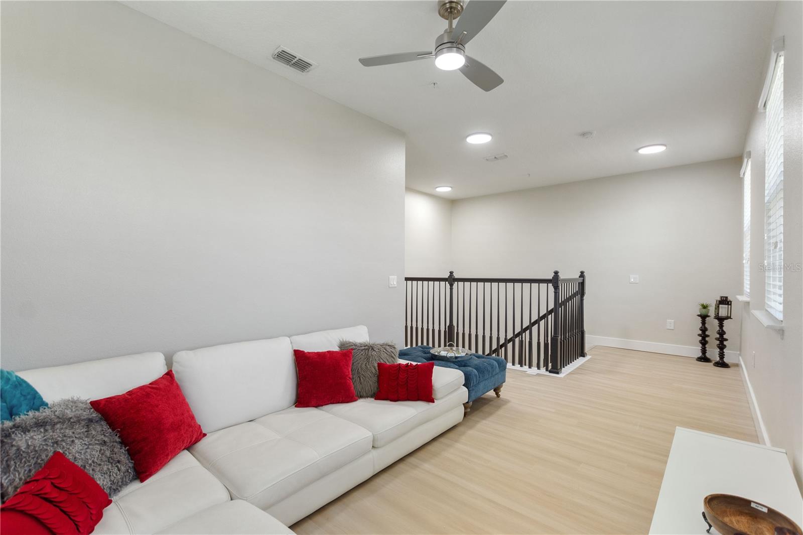 Image 34 of 76 For 12136 Canyon Sun Trail