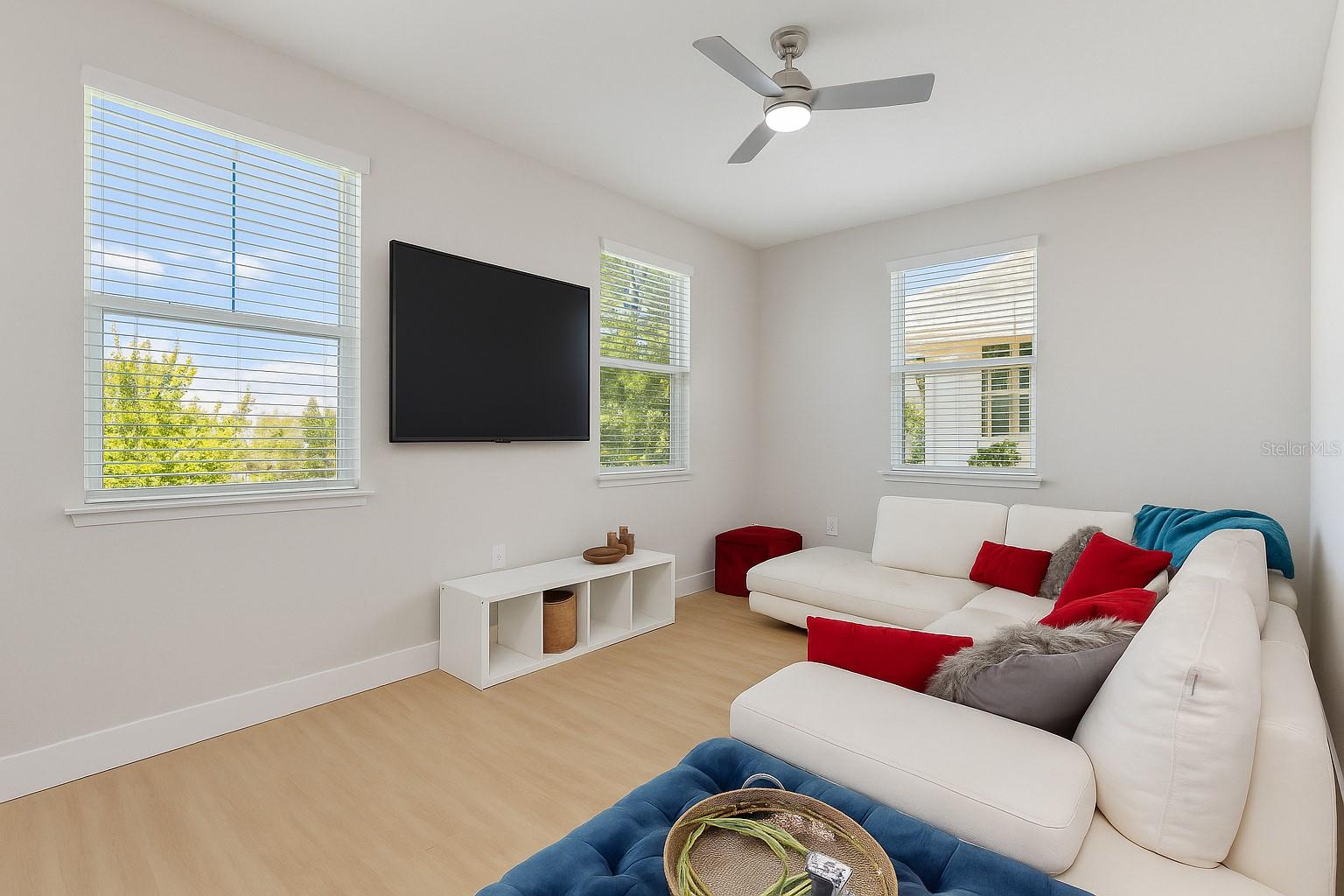 Image 36 of 76 For 12136 Canyon Sun Trail