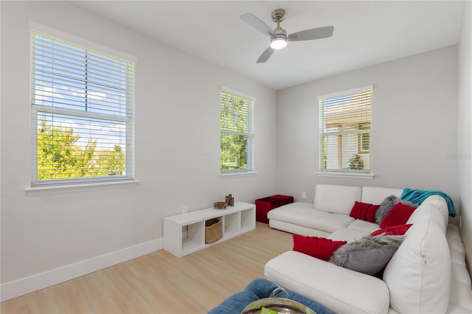 Image 37 of 76 For 12136 Canyon Sun Trail