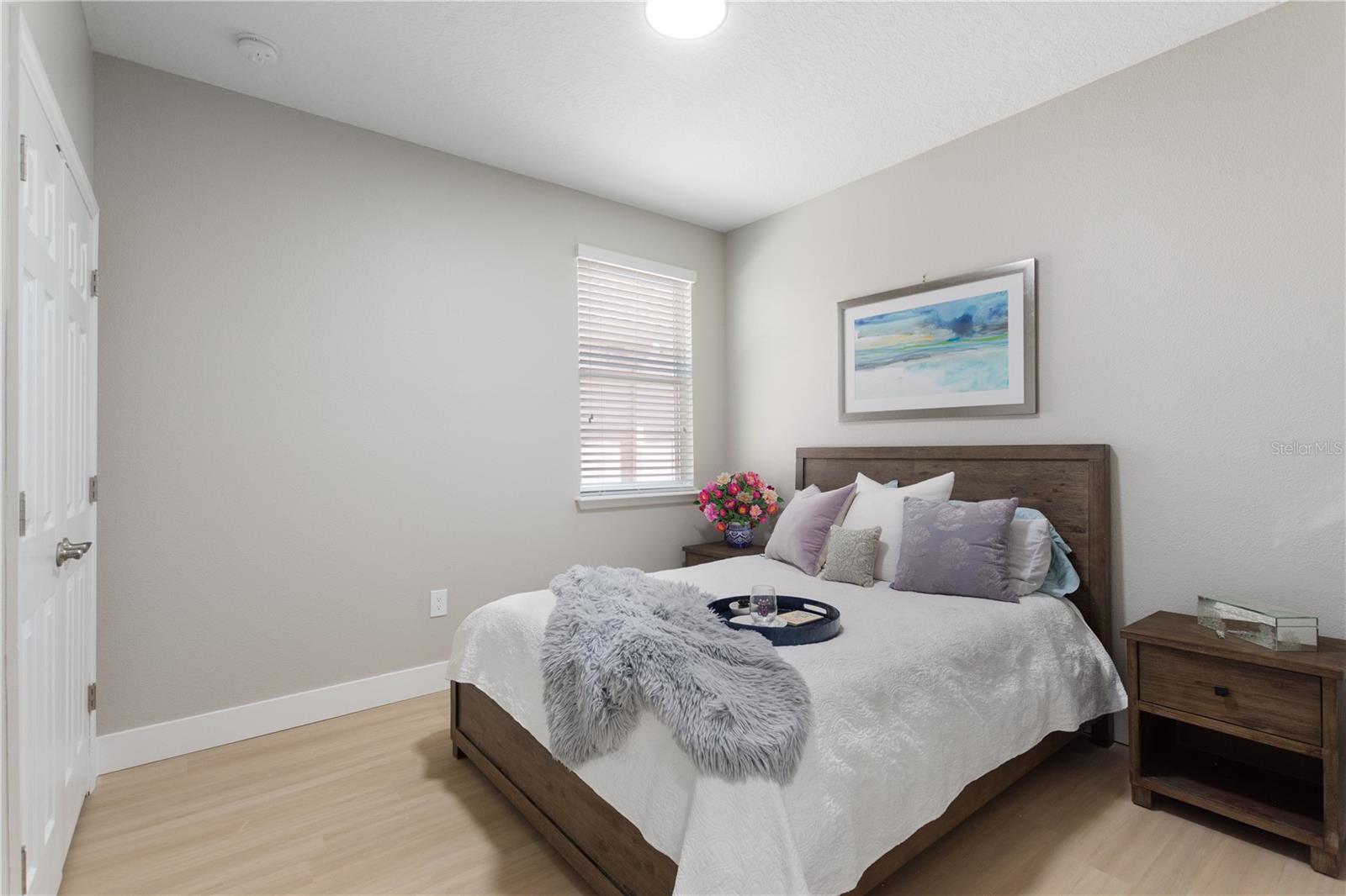 Image 38 of 76 For 12136 Canyon Sun Trail