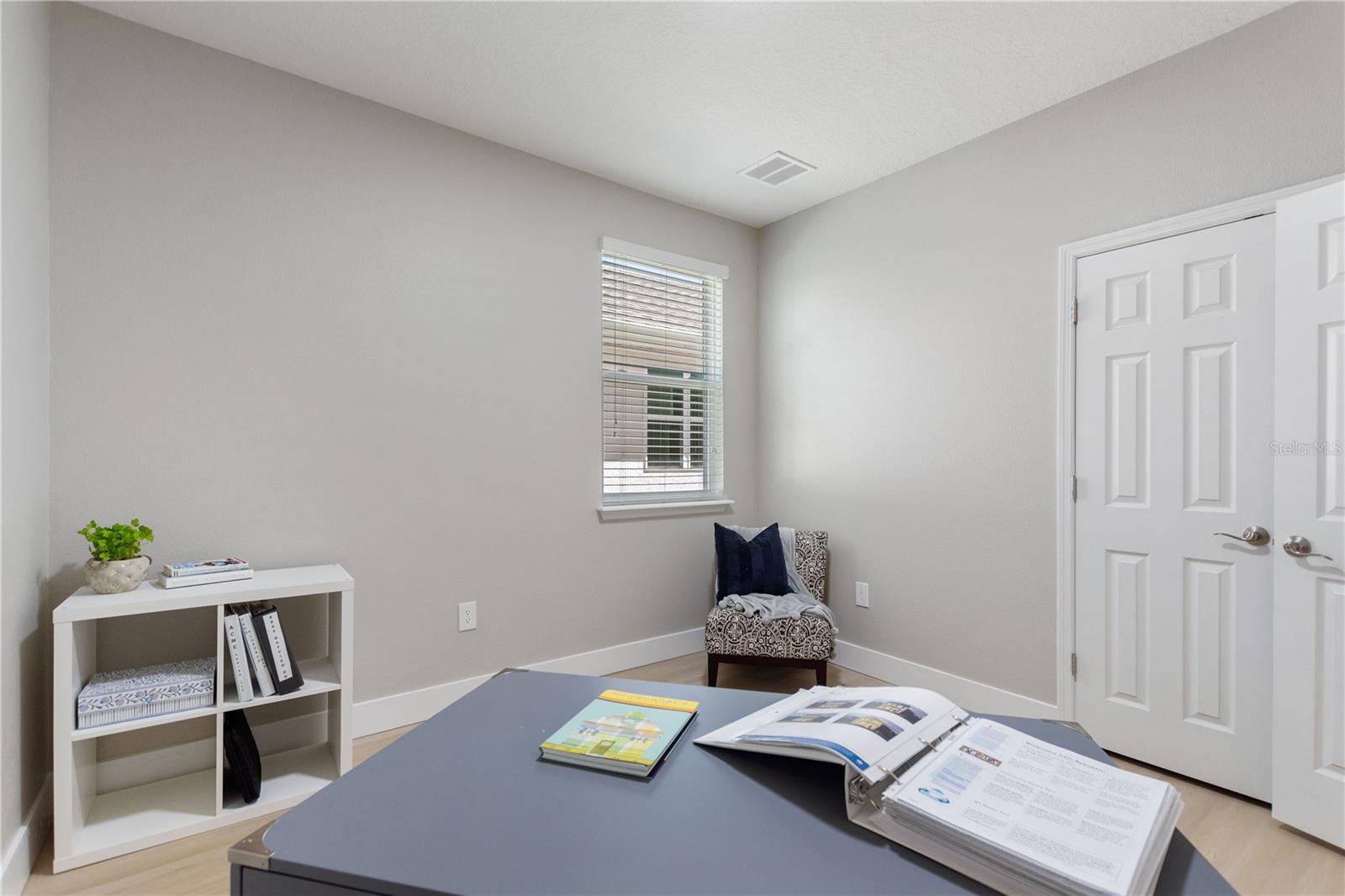 Image 42 of 76 For 12136 Canyon Sun Trail