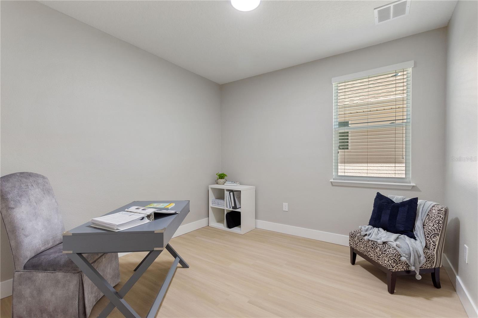 Image 43 of 76 For 12136 Canyon Sun Trail