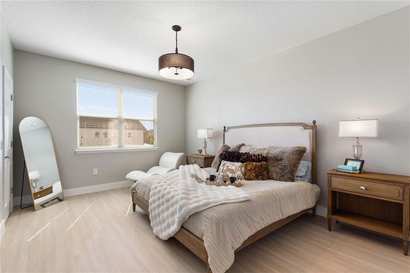 Image 46 of 76 For 12136 Canyon Sun Trail