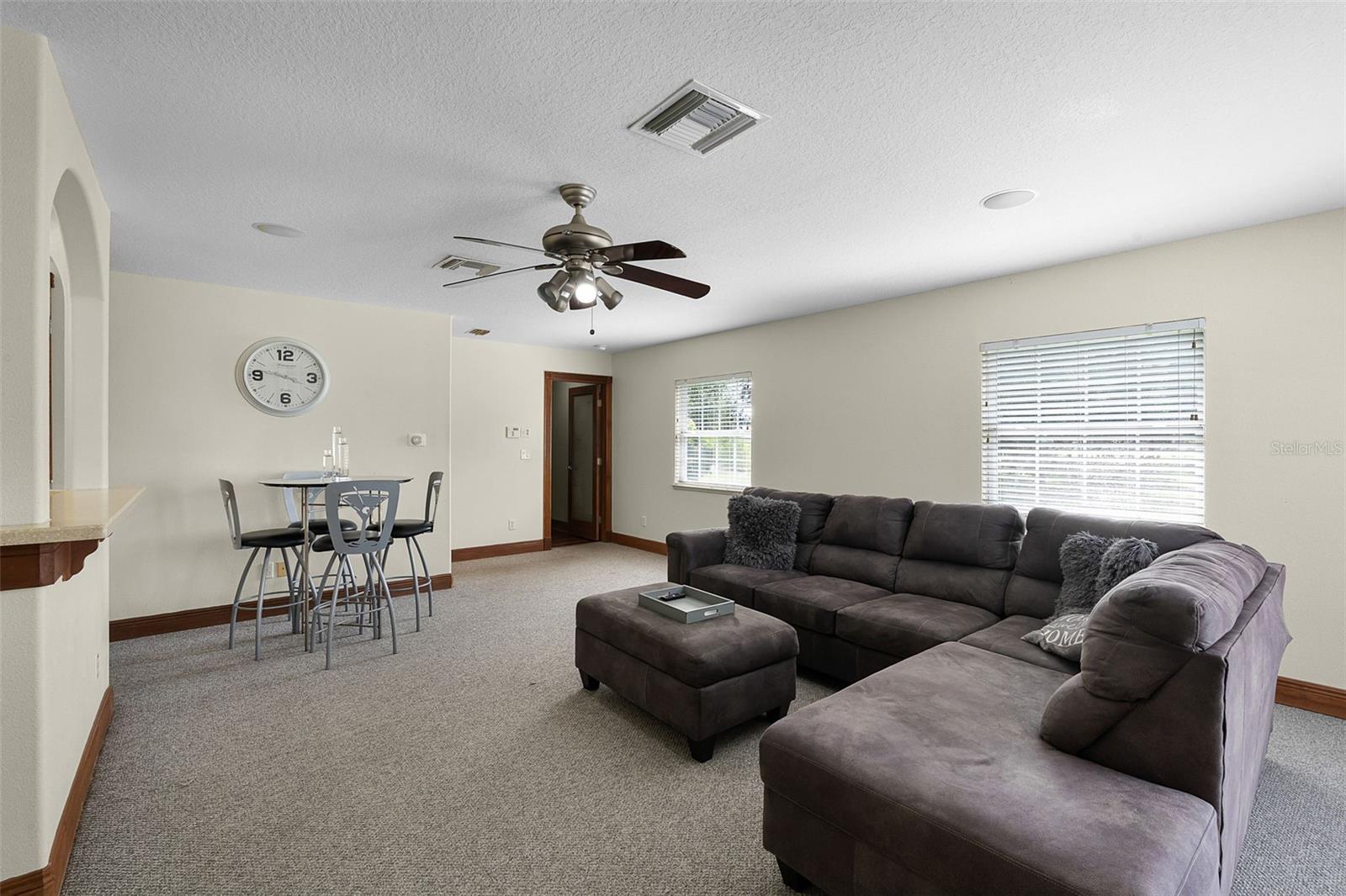 Image 22 of 56 For 16623 Royal Palm Drive