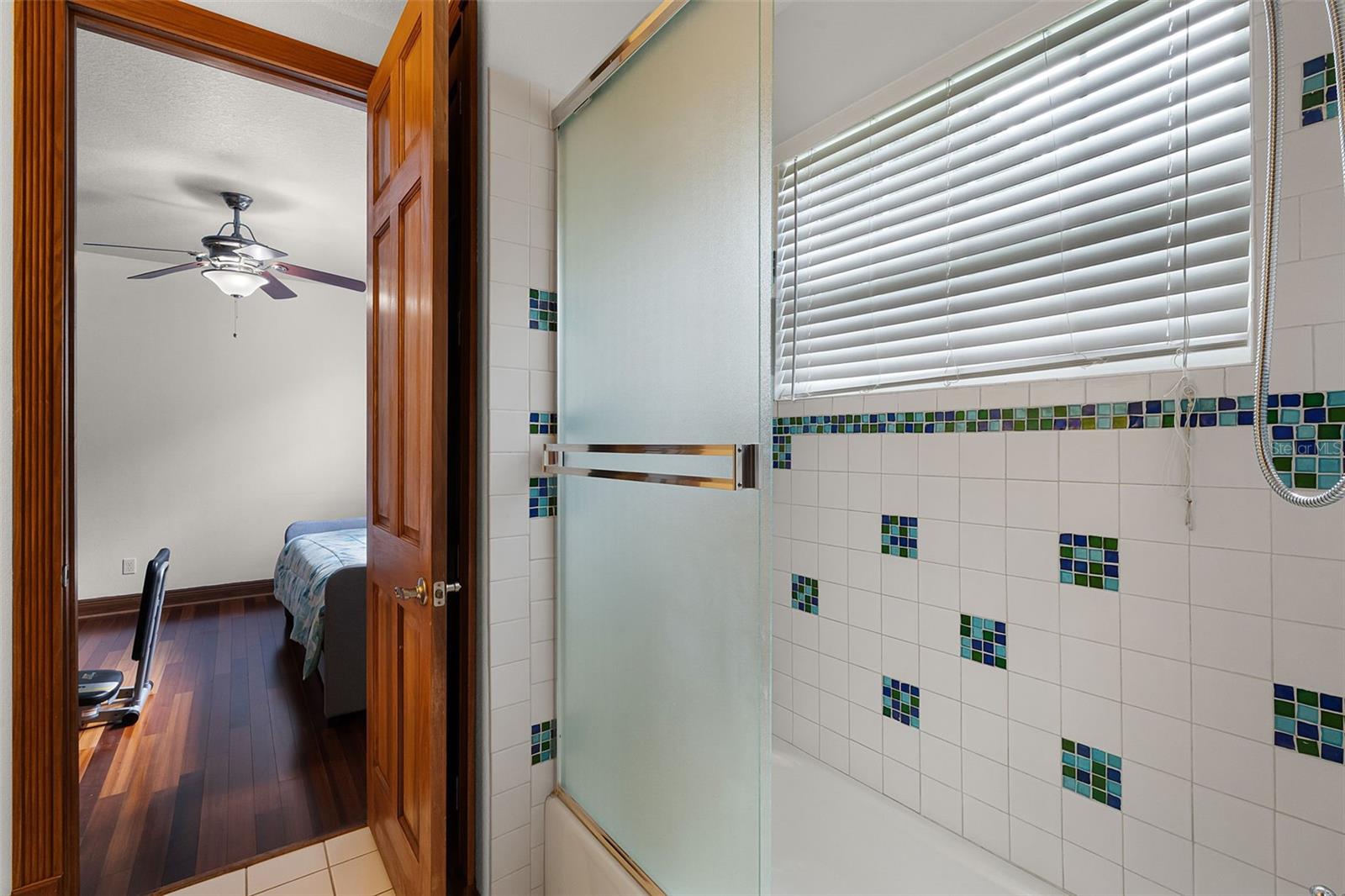 Image 26 of 56 For 16623 Royal Palm Drive