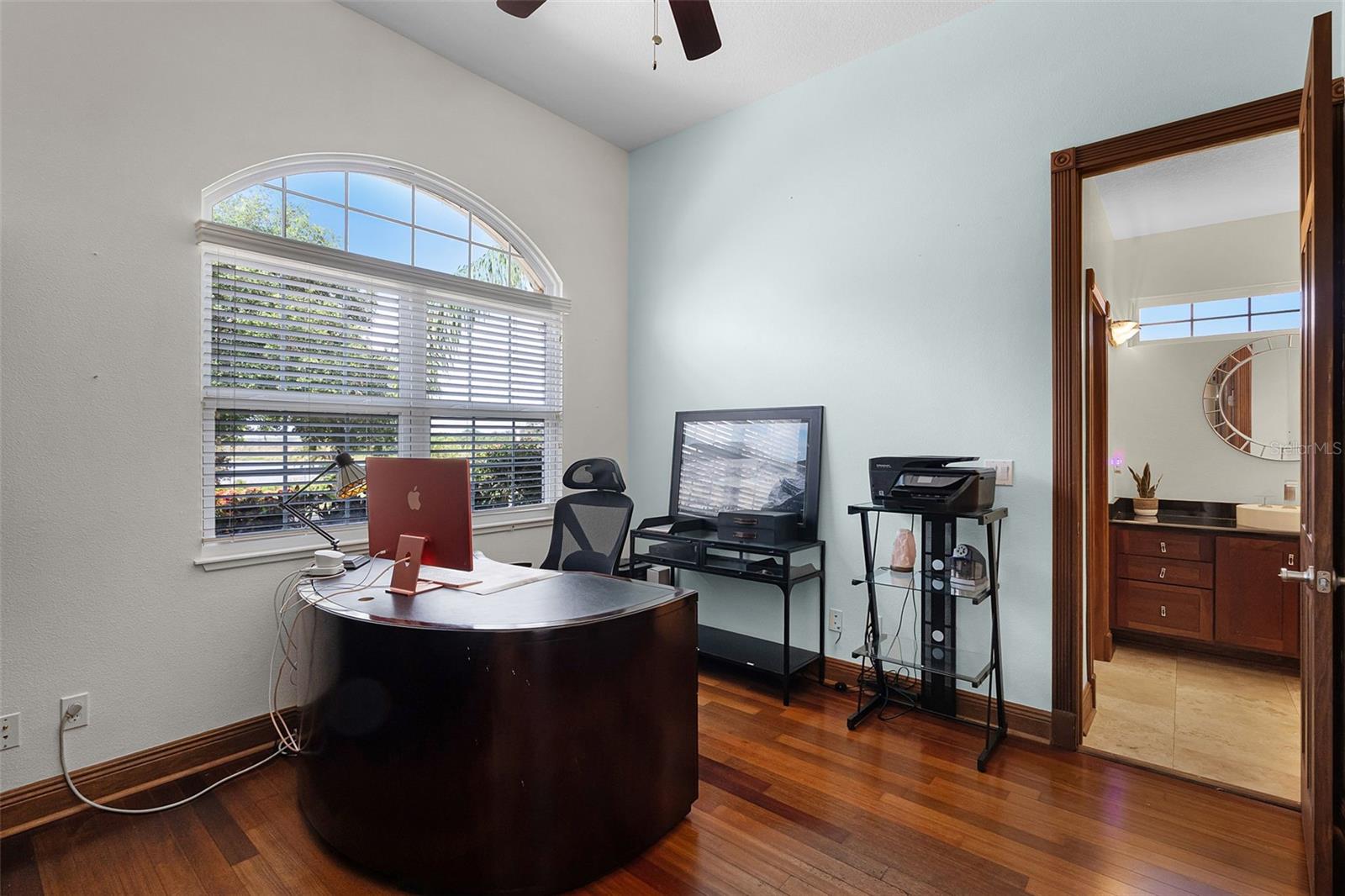 Image 27 of 56 For 16623 Royal Palm Drive