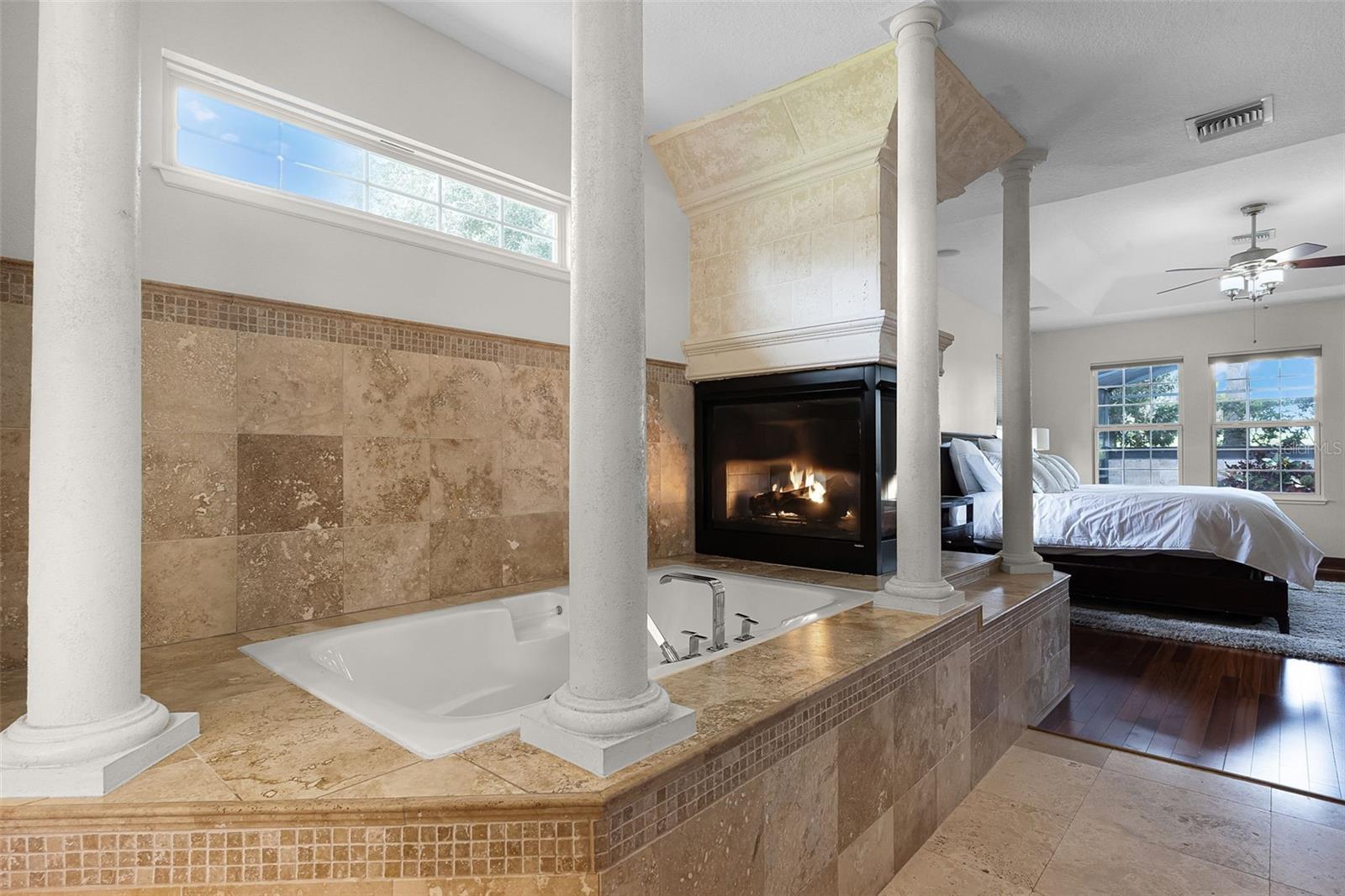 Image 31 of 56 For 16623 Royal Palm Drive