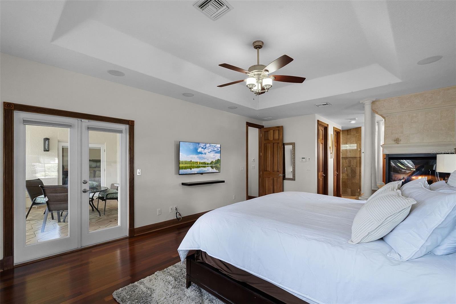 Image 36 of 56 For 16623 Royal Palm Drive