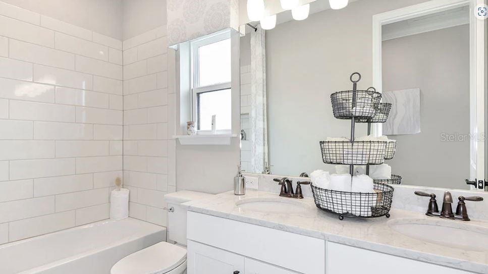 Image 18 of 31 For 1024 Teal Creek Drive