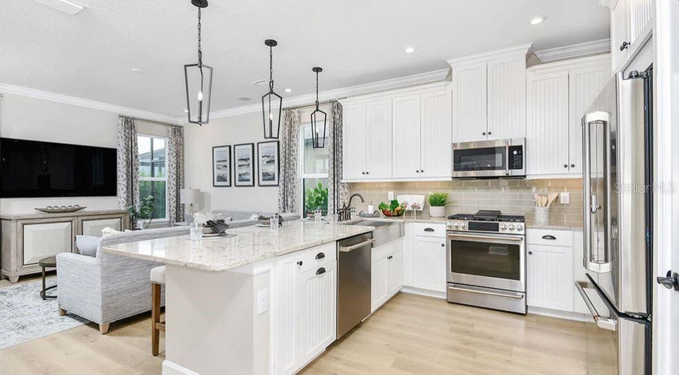 Image 5 of 31 For 1024 Teal Creek Drive