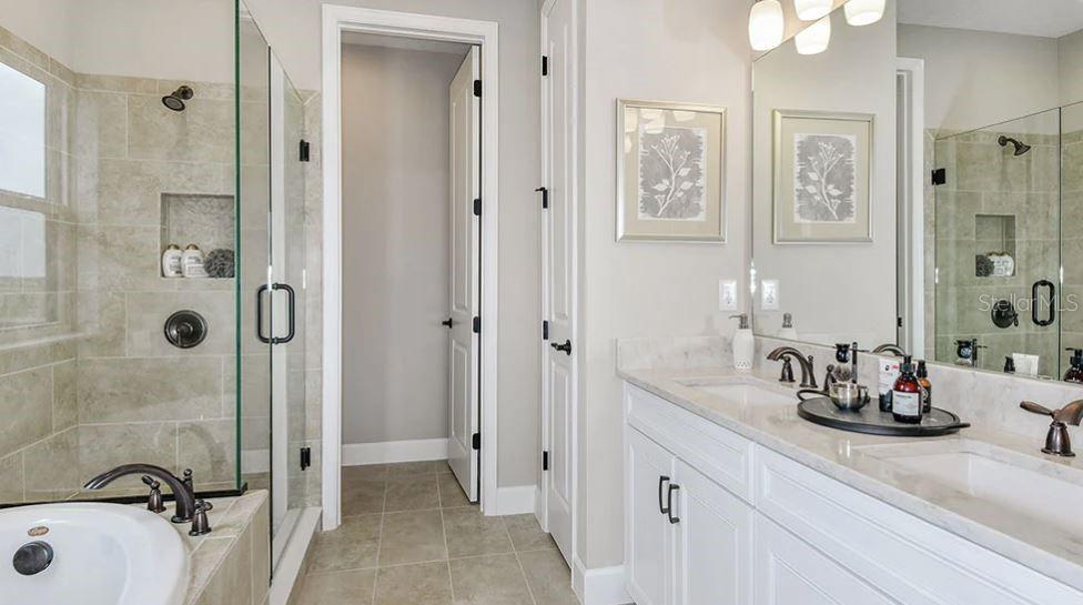 Image 6 of 31 For 1024 Teal Creek Drive