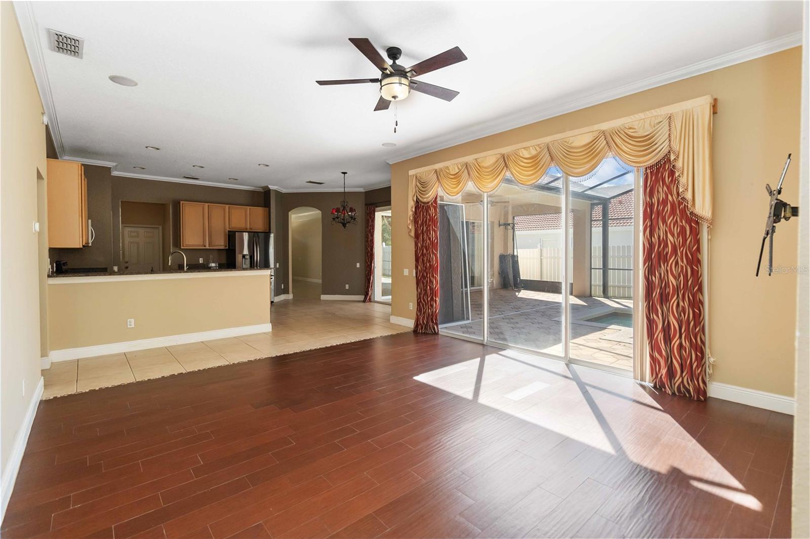 Image 6 of 36 For 11450 Arborside Bend Way