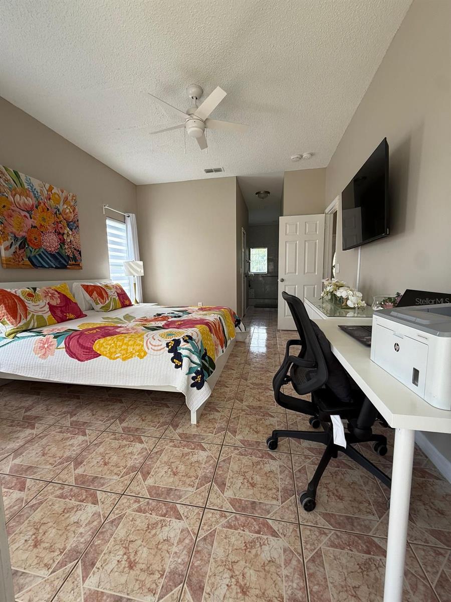 Image 18 of 31 For 2526 Jasmine Trace Drive