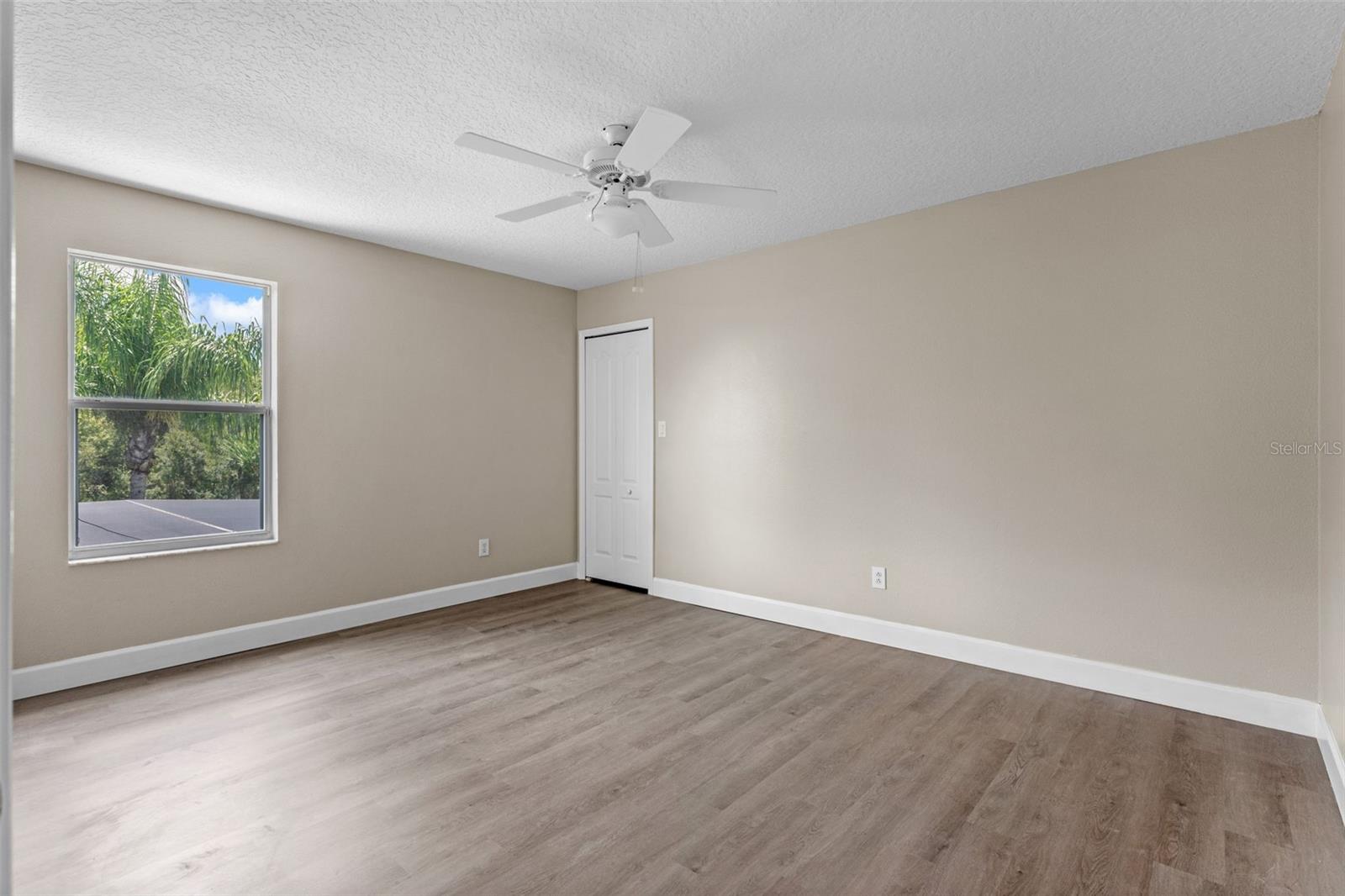 Image 23 of 33 For 12026 Blairemont Way