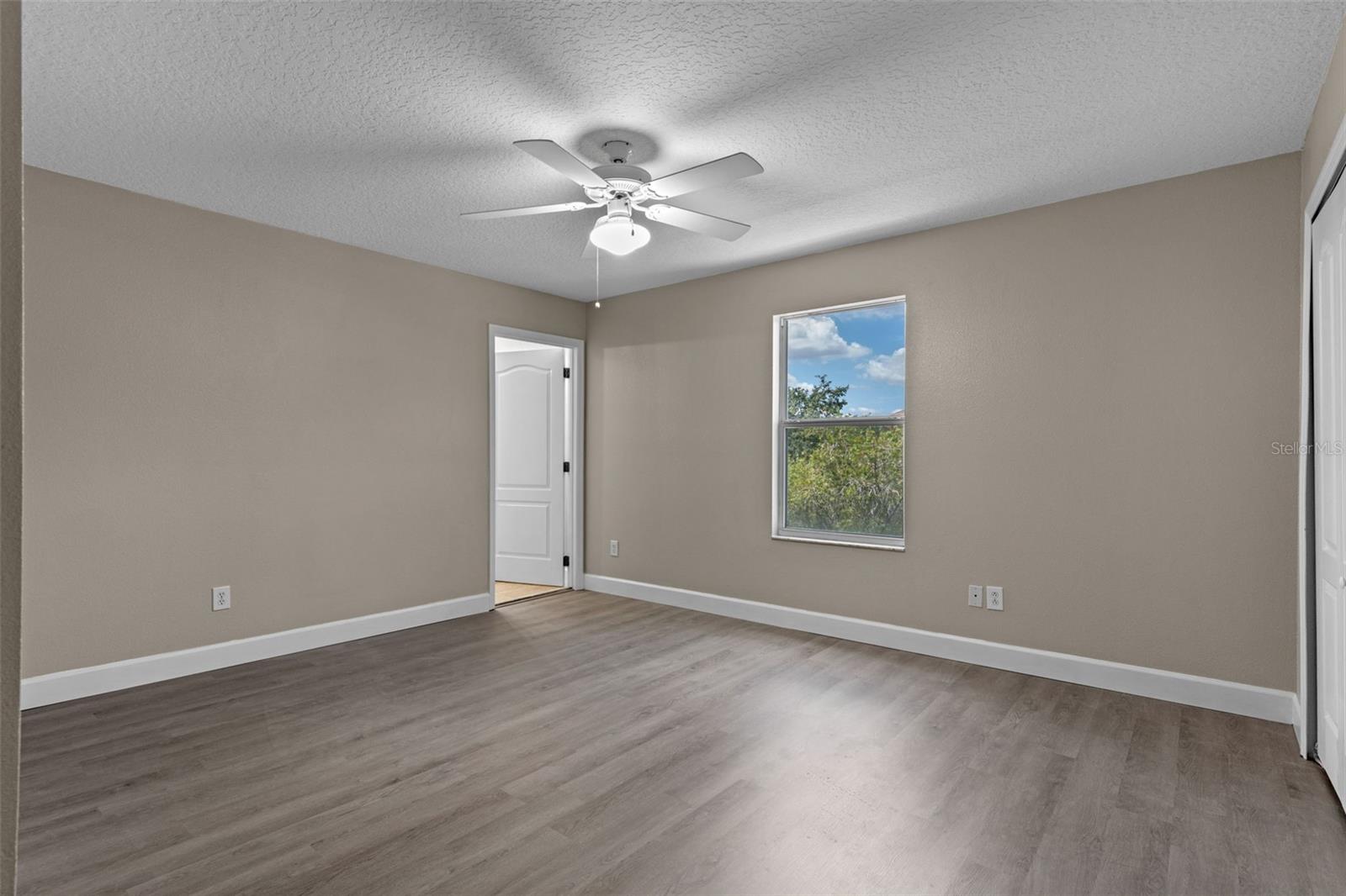 Image 24 of 33 For 12026 Blairemont Way