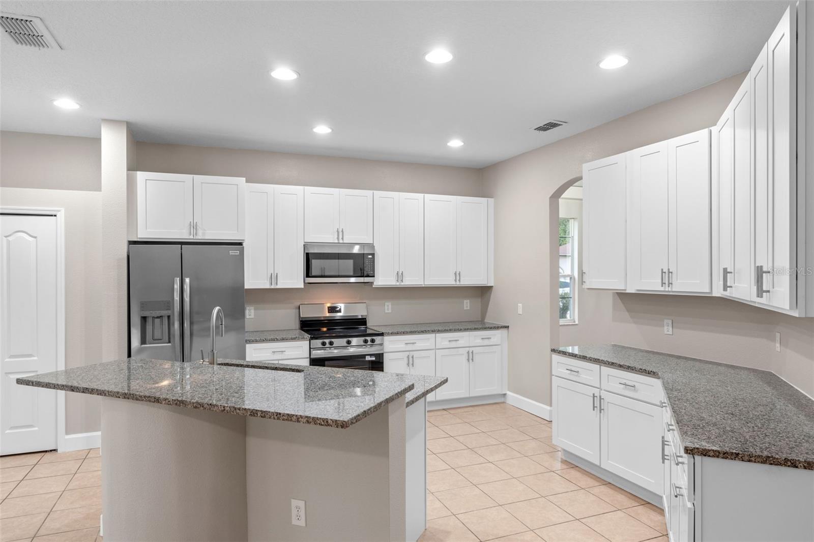 Image 4 of 33 For 12026 Blairemont Way