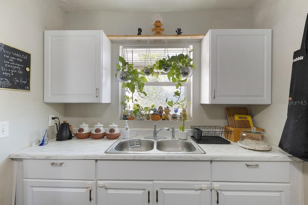 Image 16 of 23 For 828 50th Avenue S