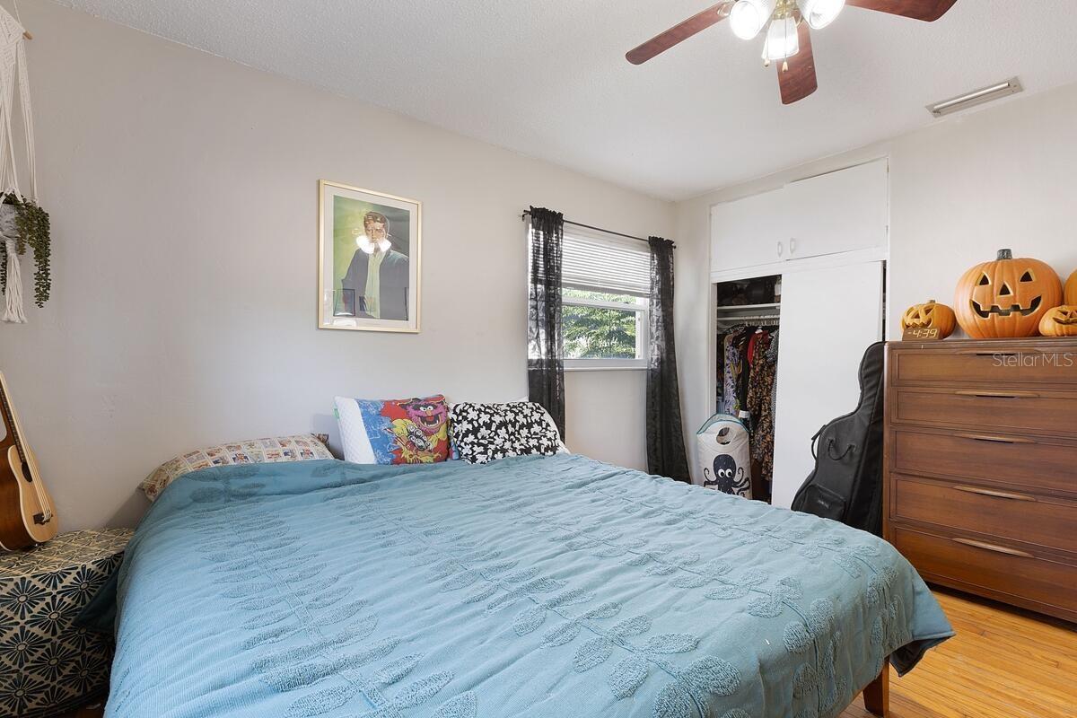 Image 8 of 23 For 828 50th Avenue S