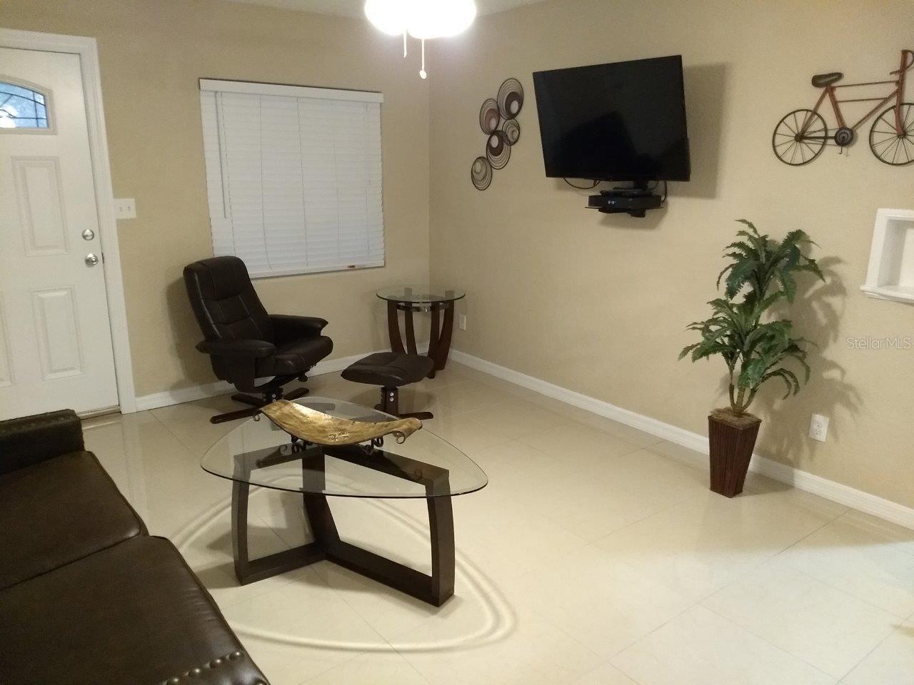 Image 9 of 12 For 2512 Musselwhite Avenue #1