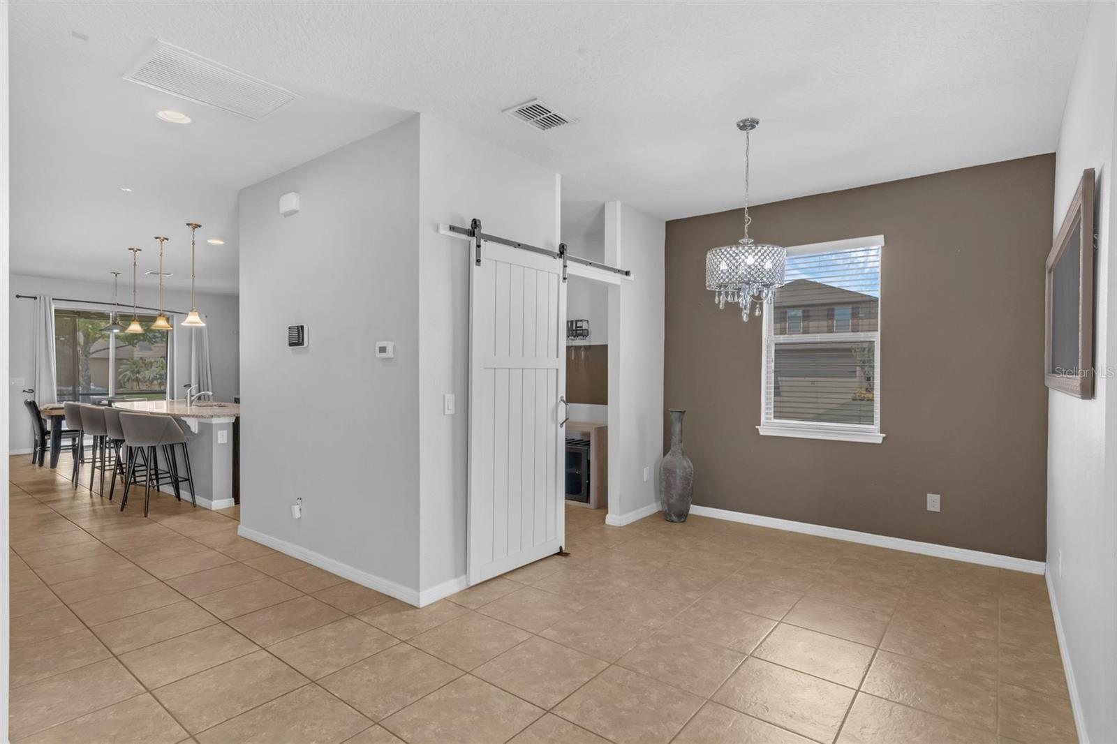 Image 11 of 42 For 1641 Regal River Circle