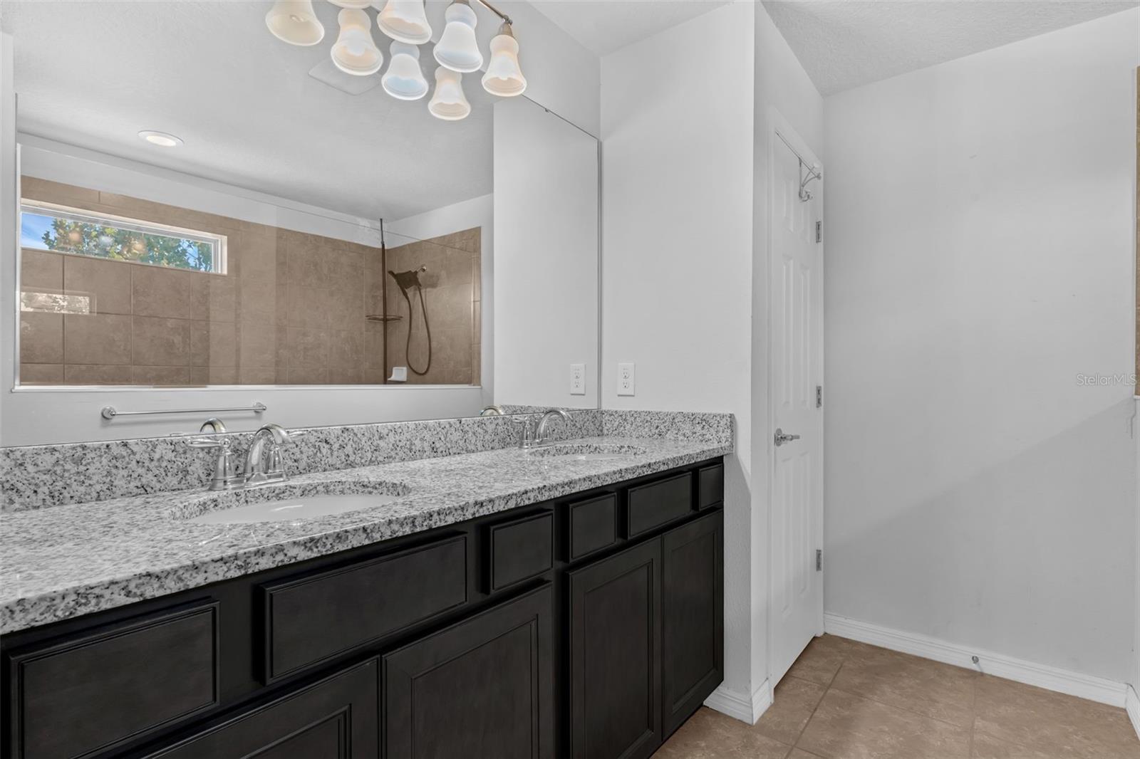 Image 29 of 42 For 1641 Regal River Circle