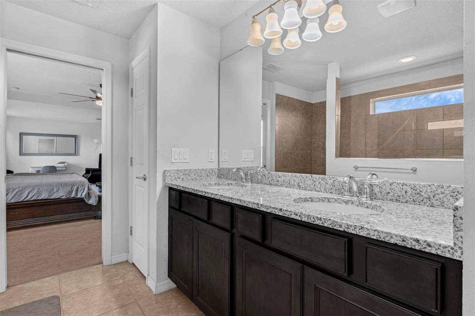 Image 30 of 42 For 1641 Regal River Circle