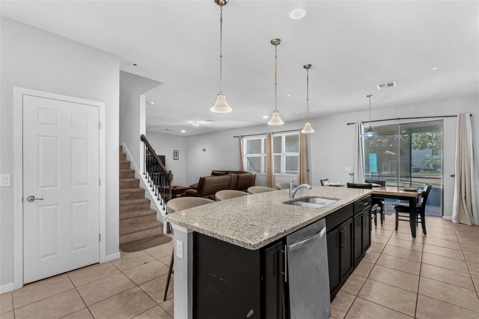 Image 4 of 42 For 1641 Regal River Circle