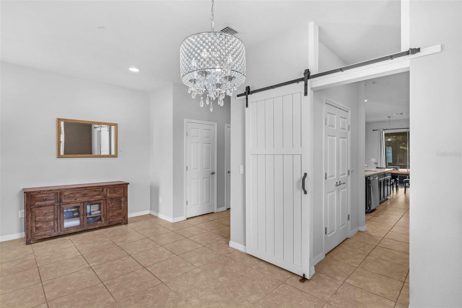 Image 8 of 42 For 1641 Regal River Circle
