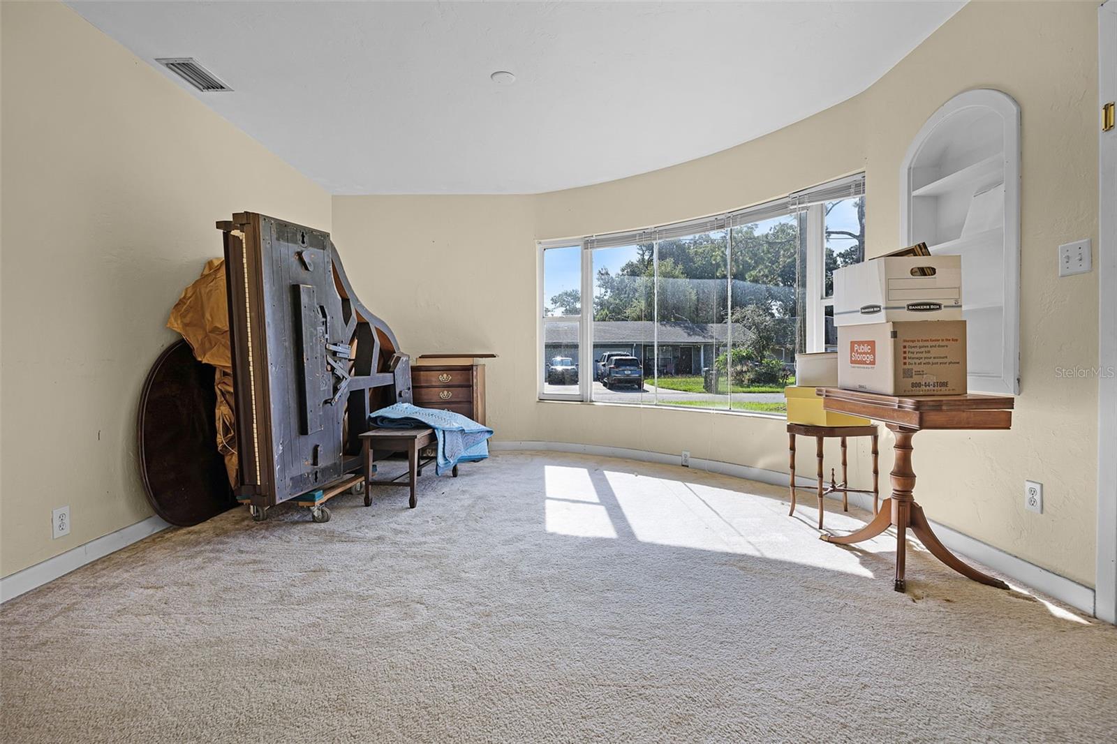 Image 11 of 35 For 905 Dowd Avenue