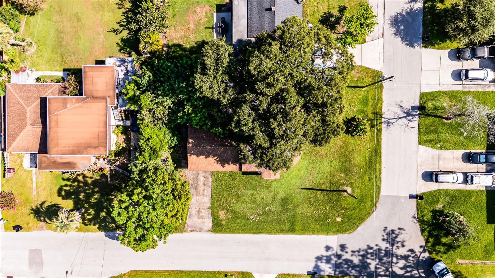 Image 34 of 35 For 905 Dowd Avenue