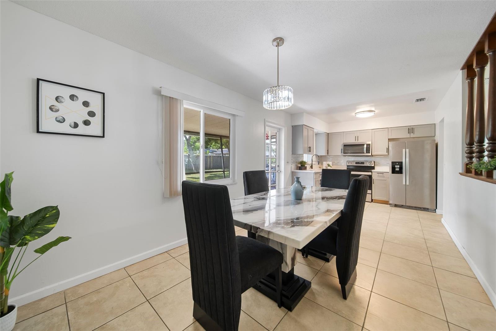 Image 5 of 20 For 5110 Woodcrest Drive