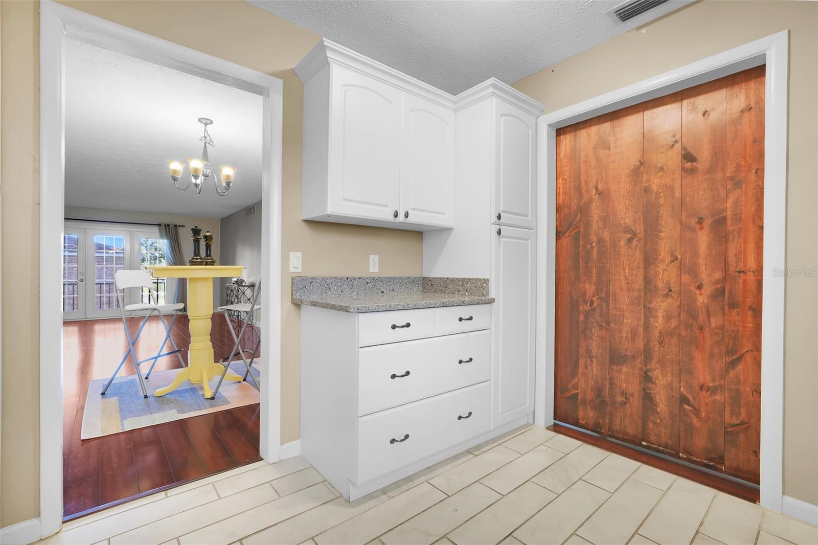 Image 11 of 33 For 4310 Lake Underhill Road D