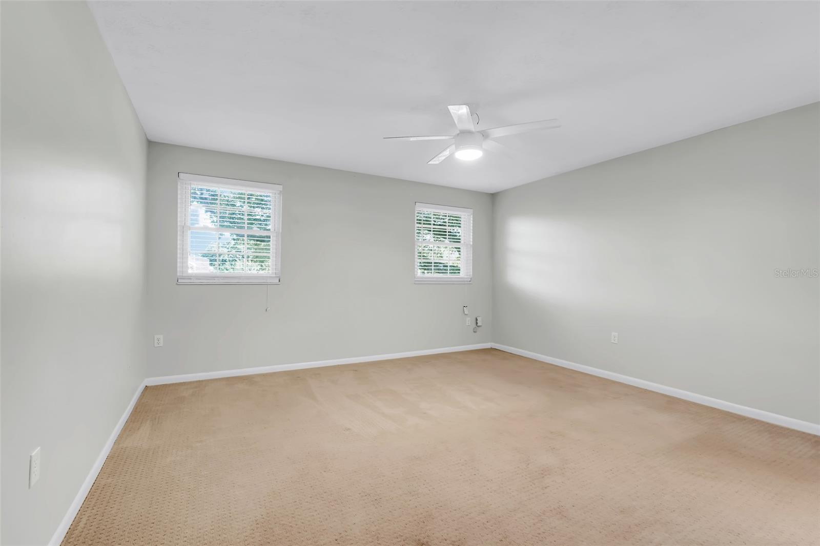 Image 18 of 33 For 4310 Lake Underhill Road D