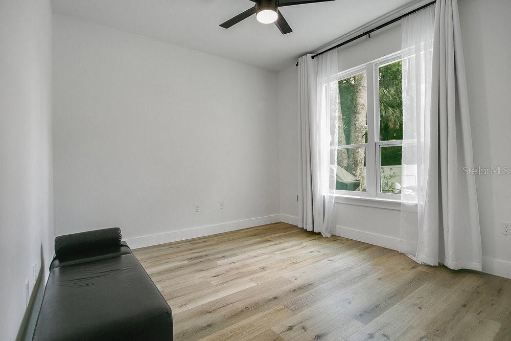 Image 13 of 28 For 30502 Seaforth Drive