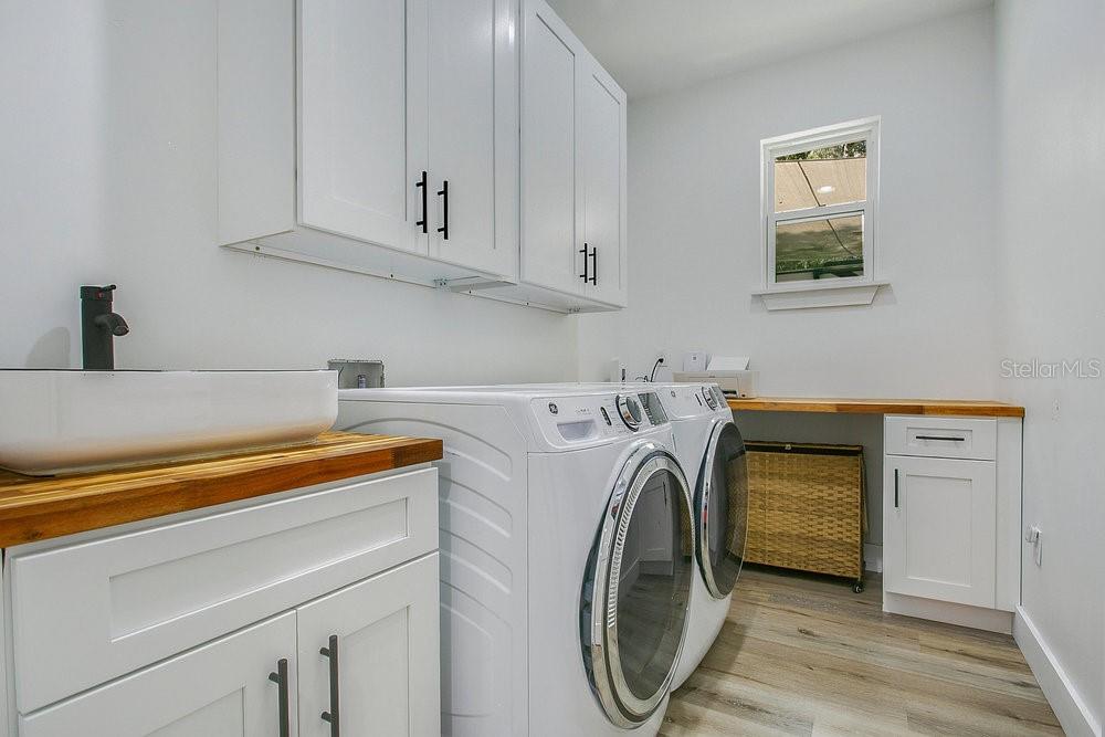 Image 17 of 28 For 30502 Seaforth Drive