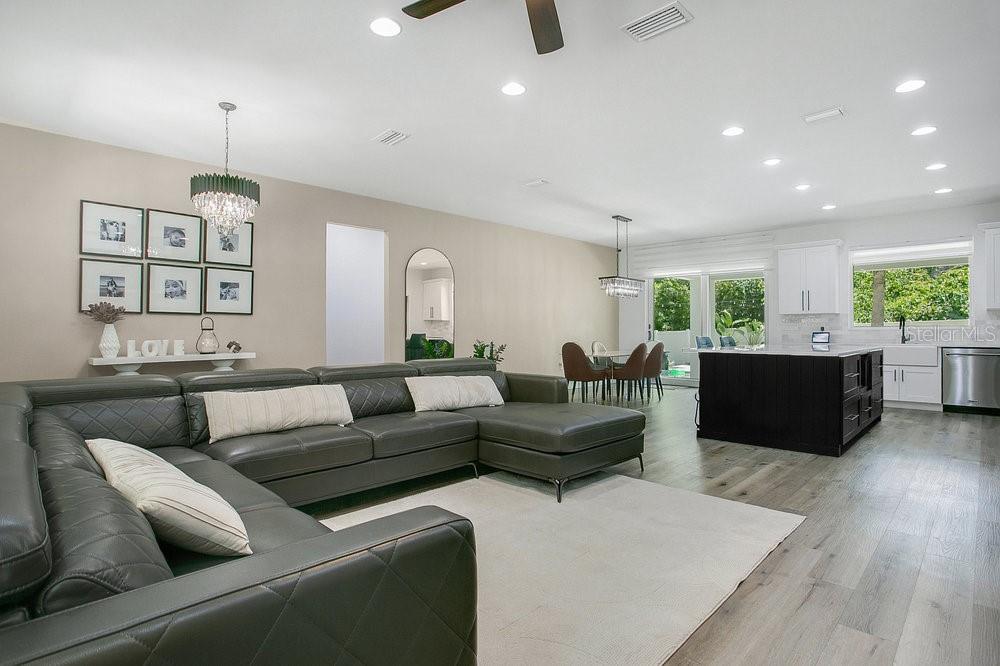 Image 3 of 28 For 30502 Seaforth Drive