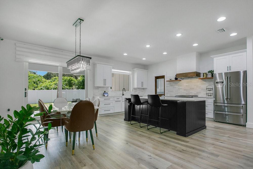 Image 5 of 28 For 30502 Seaforth Drive
